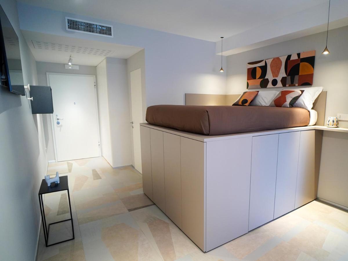 Apartamento La Perla Di Bari - Private Parking Exterior foto